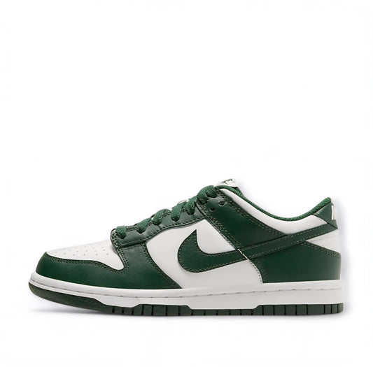 Nike Dunk Low Team Green – Classic Basketball-Inspired Sneaker